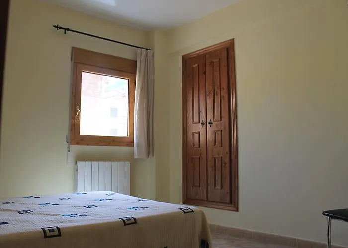 Turisticos Rosario Lantställe Camarena de la Sierra